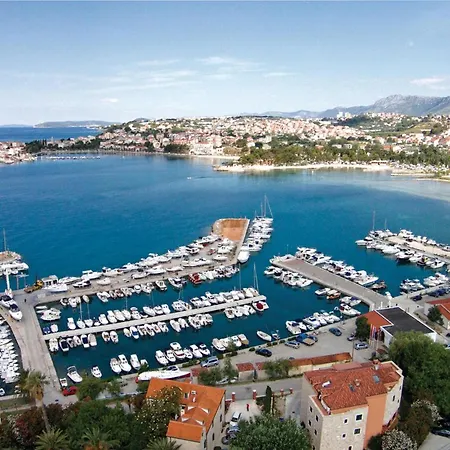 Lovely In Stobrec With Wifi * Split