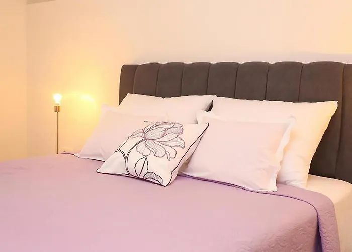 Amazing In Stobrec With Wifi Appartement Split